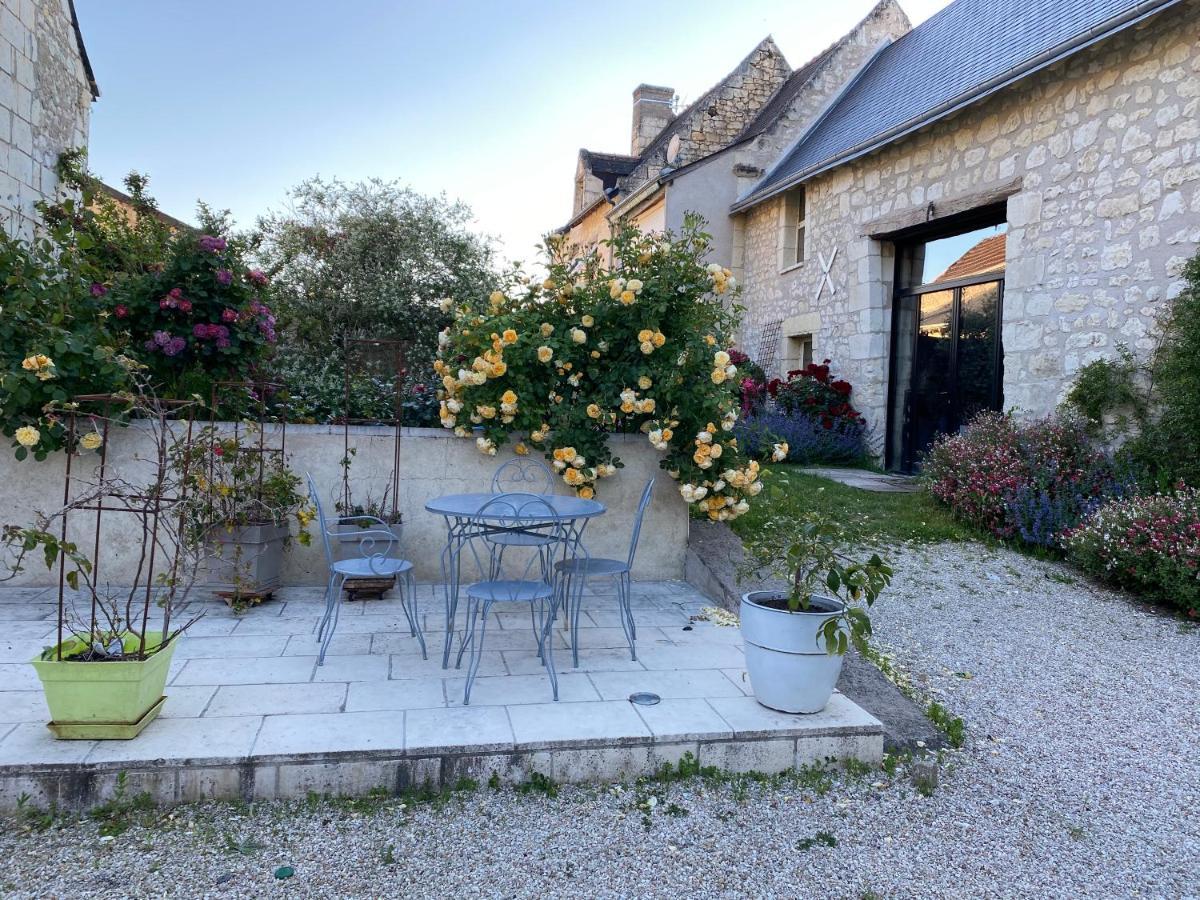 Studio Indre Climatise, La Halte De Cuze, Aux Abords De La Loire A Velo Huismes 외부 사진