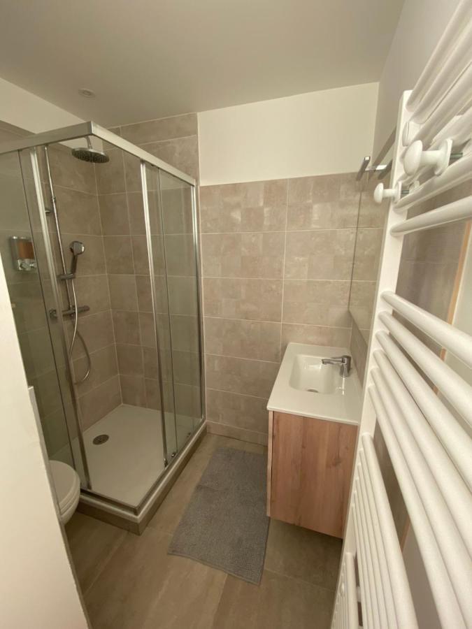 Studio Indre Climatise, La Halte De Cuze, Aux Abords De La Loire A Velo Huismes 외부 사진