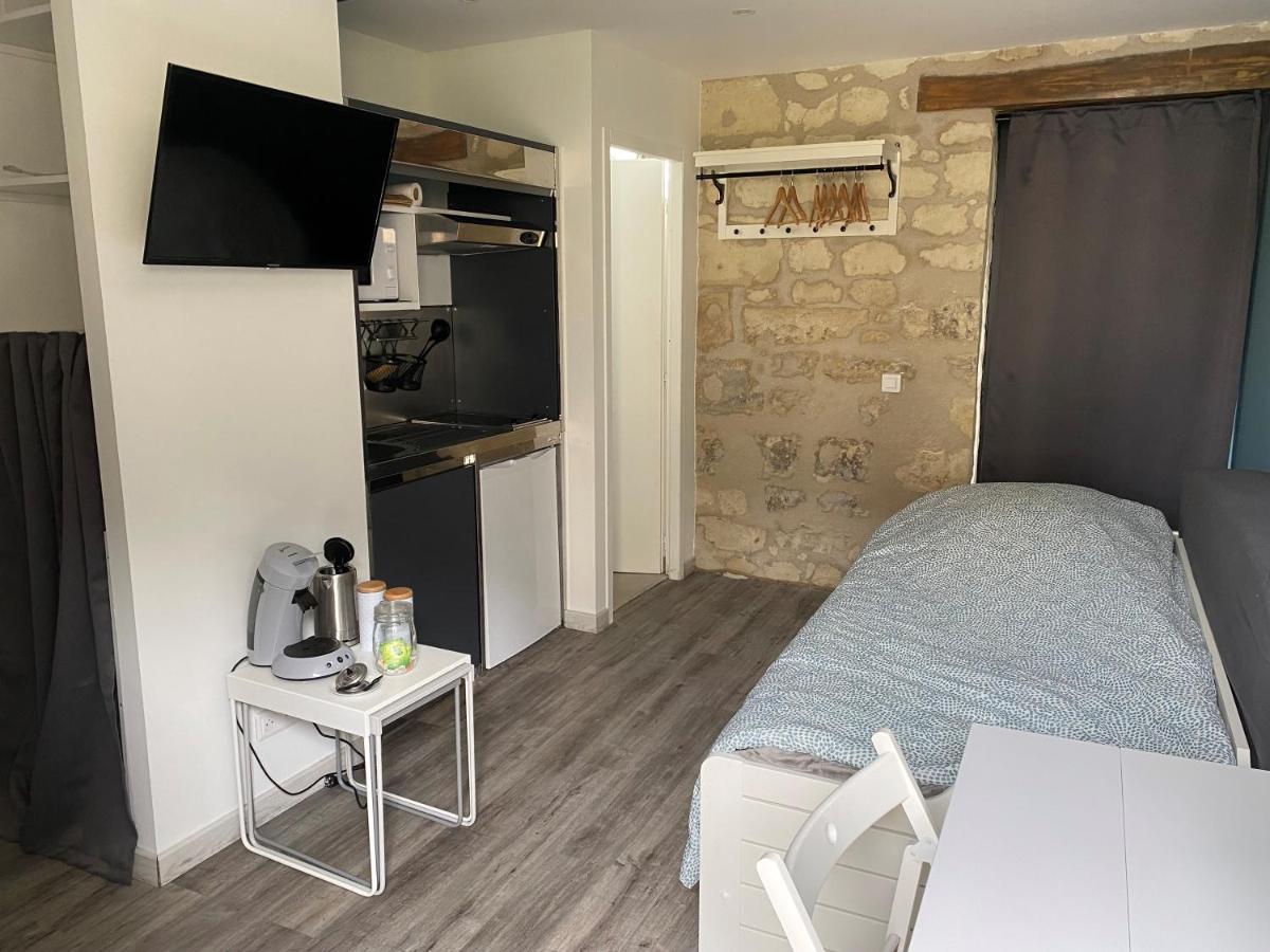 Studio Indre Climatise, La Halte De Cuze, Aux Abords De La Loire A Velo Huismes 외부 사진