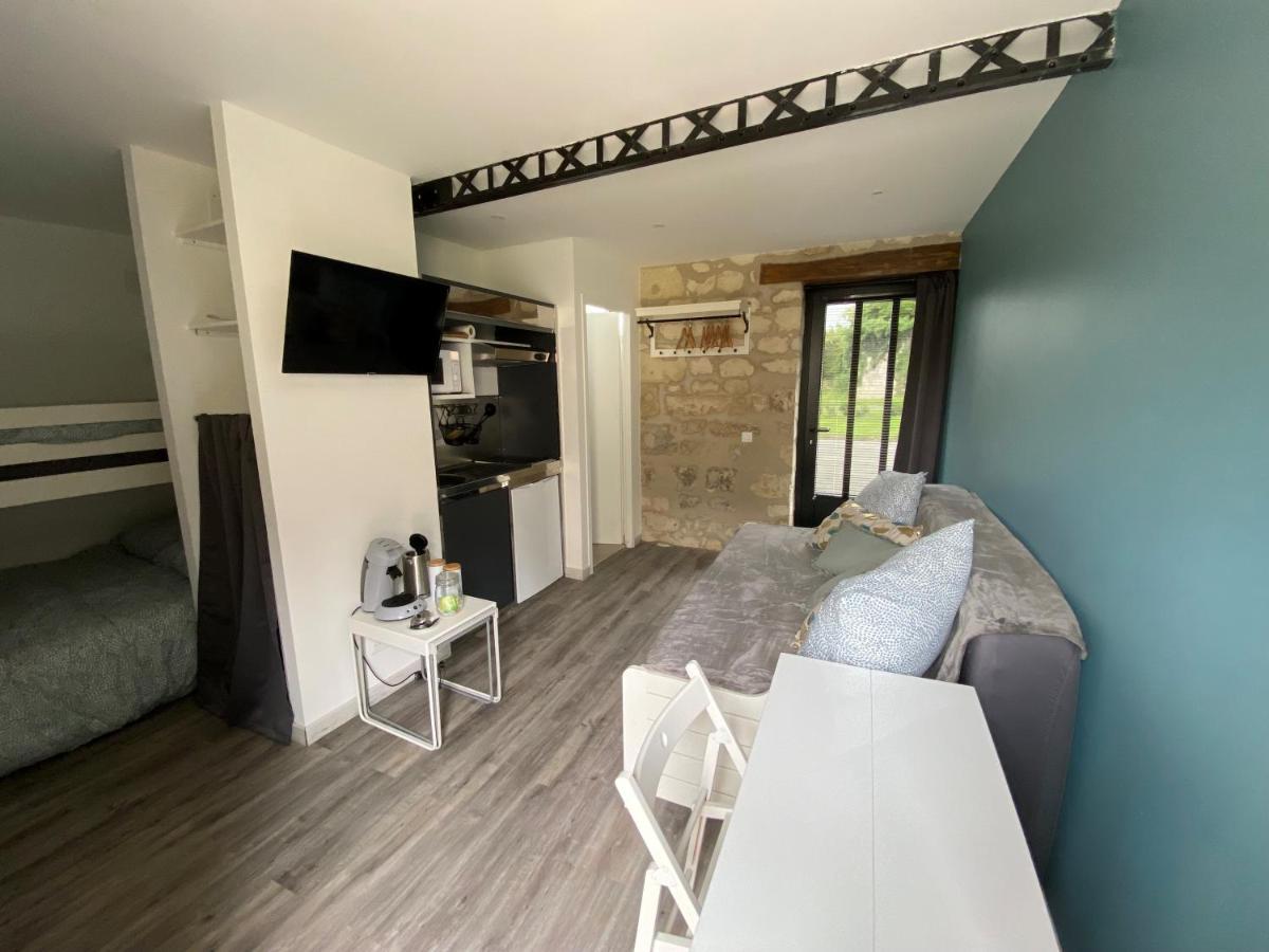 Studio Indre Climatise, La Halte De Cuze, Aux Abords De La Loire A Velo Huismes 외부 사진